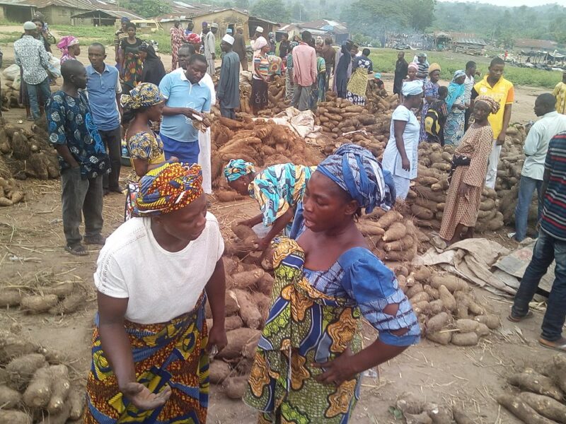 Subsistence_Farmers_Trying_To_Sell_Their_Produce