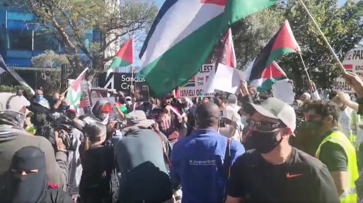 Anti-Israel demonstration in Sandton, Johannesburg, 11 May 2021. Screenshot.