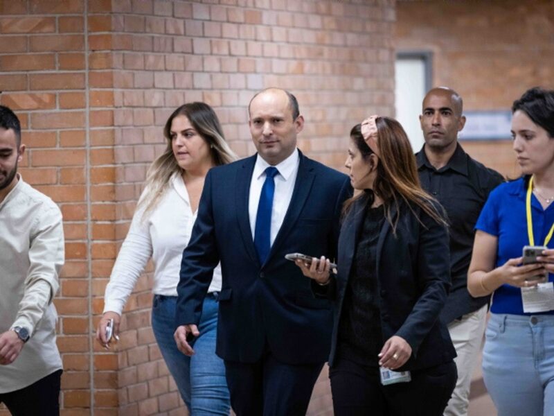 Yamina Party leader Naftali Bennett gives a press conference at the Knesset, May 30, 2021. Yonatan Sindel/Flash90.