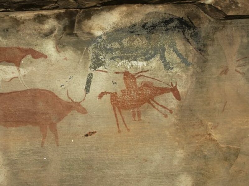 Painting of a raider on horseback (bottom right) with a musket and domestic stock. A ‘rain-animal’ (top right) was likely summoned to wash away the raiders’ tracks. Courtesy of Sam Challis and Brent Sinclair-Thomson