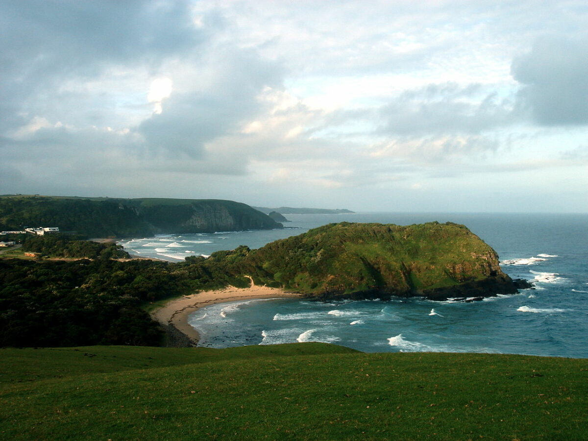 Coffee Bay, Eastern Cape Province; By Jon Rawlinson, 13 Feb 2006, https://creativecommons.org/licenses/by/2.0.