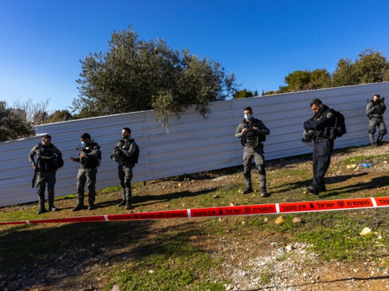 Israel Police forces guard the house in the Sheikh Jarrah neighborhood of eastern Jerusalem, whose squatter residents would be evicted two days later, Jan. 17, 2022. Photo by Olivier Fitoussi/Flash90.