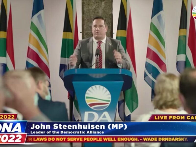 DA Leader John Steenhuisen addresses the nation ahead of President Ramaphosa’s 2022 State of the Nation Address. Source: Screenshot.