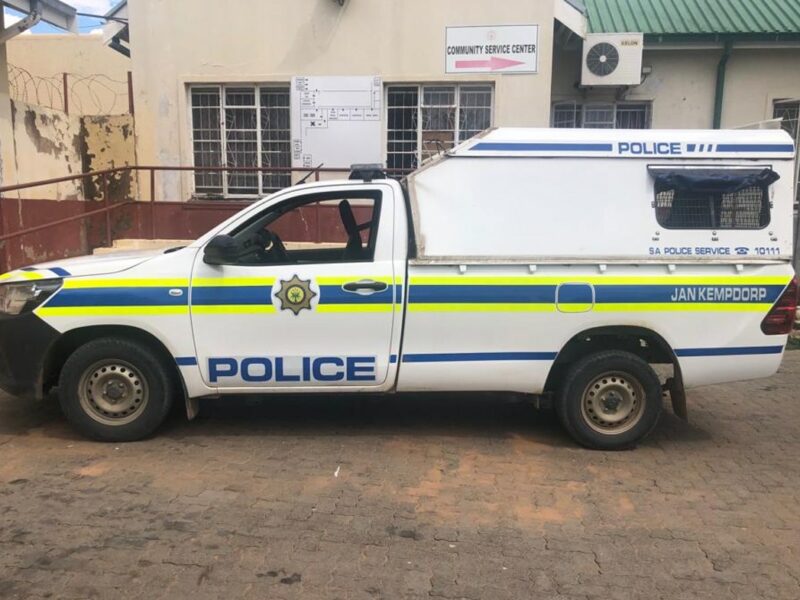 The only 1 remaining SAPS vehicle, out of the original 25 vehicles, for Jan Kempdorp, Valspan and Ganspan, Northern Cape, 2022-02-08, Courtesy: Democratic Alliance.