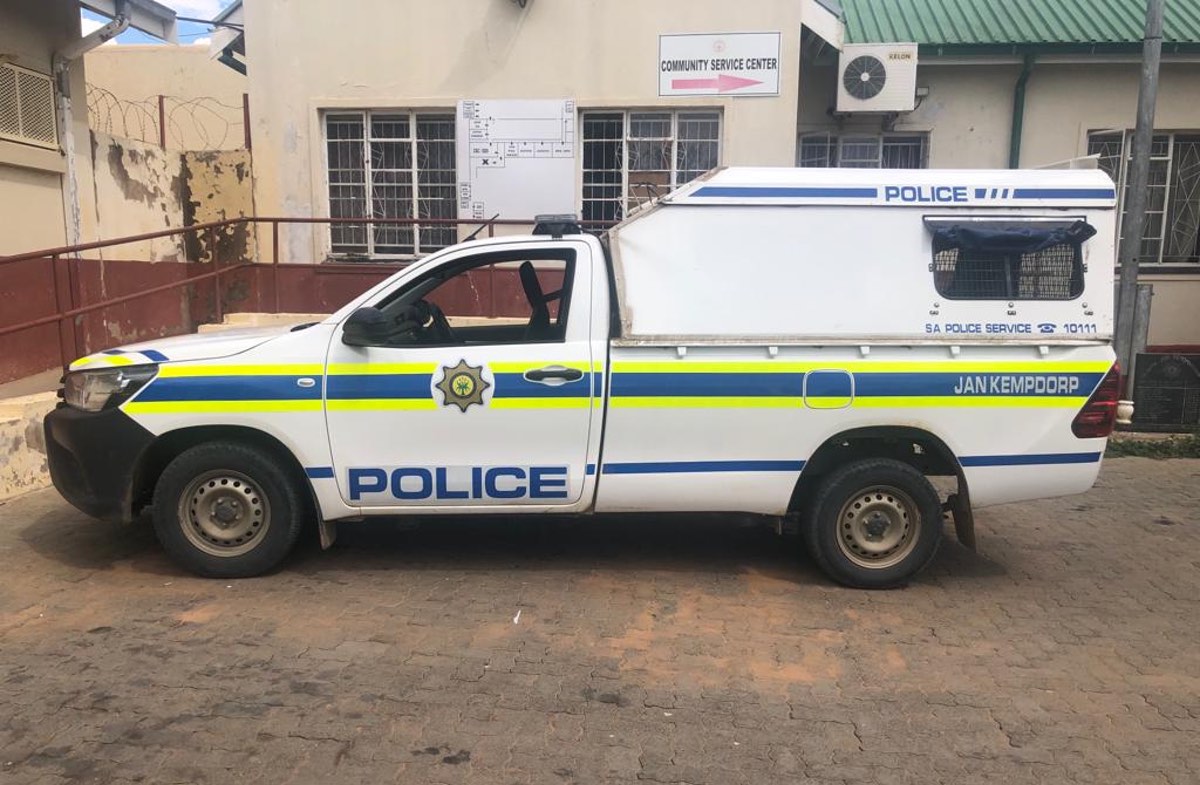 The only 1 remaining SAPS vehicle, out of the original 25 vehicles, for Jan Kempdorp, Valspan and Ganspan, Northern Cape, 2022-02-08, Courtesy: Democratic Alliance.