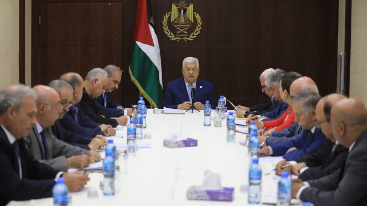 Palestinian President Mahmoud Abbas meets with members of the Executive Committee of the Palestine Liberation Organization in the West Bank city of Ramallah on October 3, 2019