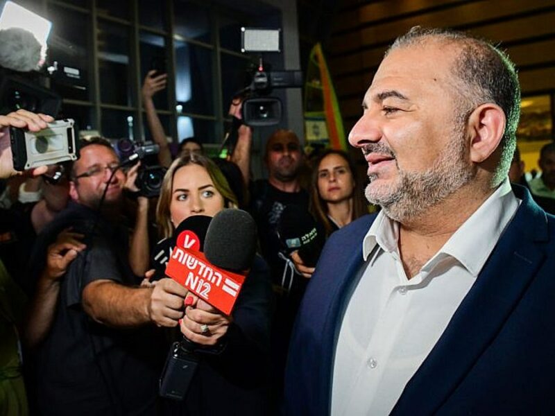 Mansour Abbas, head of the Ra'am Party, arrives for coalition talks at the Maccabiah Village in Ramat Gan on June 2, 2021. Photo by Avshalom Sassoni/Flash90.