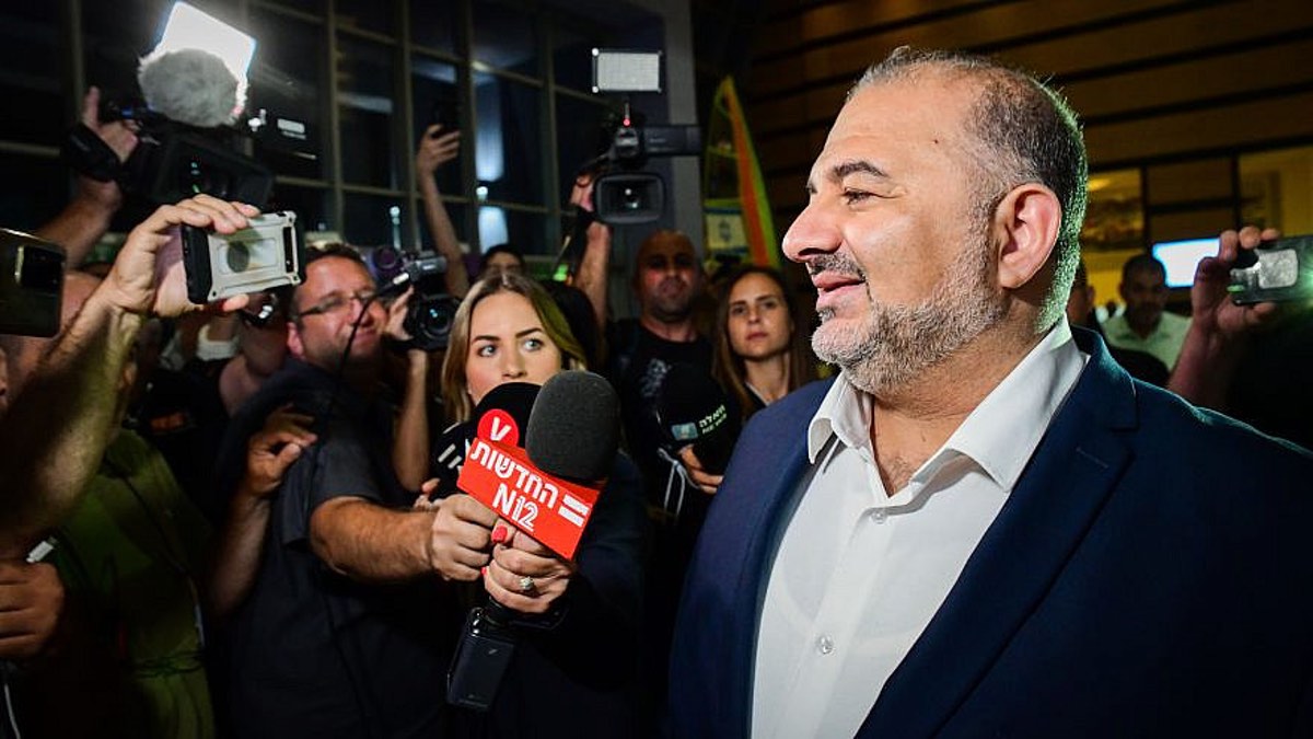 Mansour Abbas, head of the Ra'am Party, arrives for coalition talks at the Maccabiah Village in Ramat Gan on June 2, 2021. Photo by Avshalom Sassoni/Flash90.