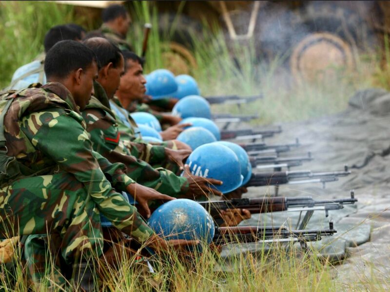 United Nations Organization Mission in the Democratic Republic of the Congo (MONUC) peacekeepers are pictured during a training exercise at the shooting range, near Bunia in Ituri. Photo ID 129886. 19/10/2006. Bunia, Democratic Republic of the Congo. www.unmultimedia.org/photo/