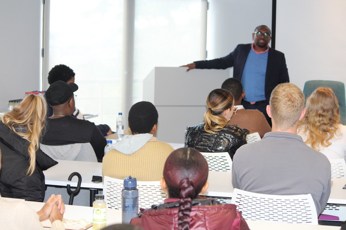 Mandla Mapondera from HYBR Ventures took questions during the business lunch at the UCT Kaplan Centre