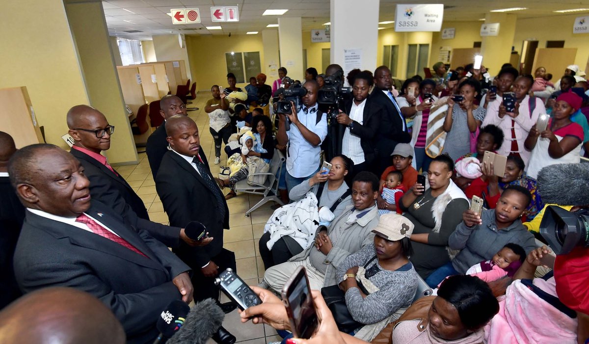 President Cyril Ramaphosa visits local SASSA Office in Alexandra, Johannesburg. Nov 2018. Source: GovZA Flickr https://creativecommons.org/licenses/by-nd/2.0/