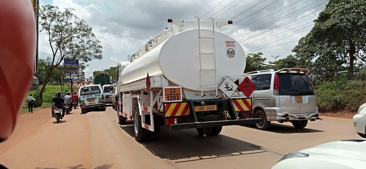 Fuel transportation in jinja. Bhy Tumwinekenneth, commons.