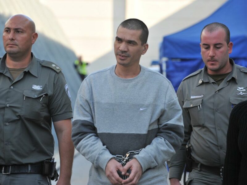 Itzhak Abergil during his extradition to the United States, 30 November 2011. Credit Israel Police. https://creativecommons.org/licenses/by-sa/3.0/