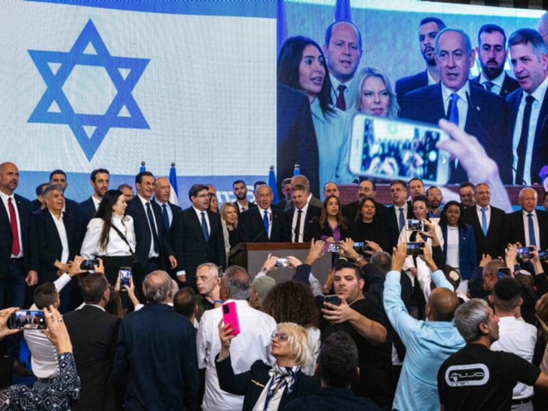 Likud leader Benjamin Netanyahu addresses supporters at party headquarters in Jerusalem on election night, Nov. 2, 2022. Credit: Olivier Fitoussi/Flash90.
