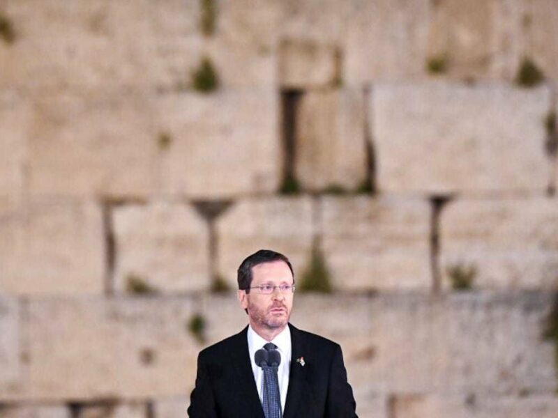 Israeli President Isaac Herzog at the Western Wall, speaking on the annual Remembrance Day for the Fallen of Israel's Wars and Victims of Terrorism, May 3, 2022. Credit: Kobi Gideon, GPO.